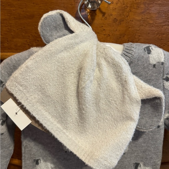 NWT Max Studio Baby lamb sweater romper 6-9 month - Picture 5 of 6